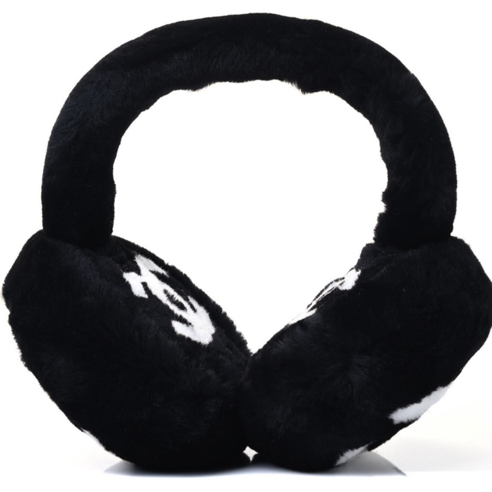 🖤SOLD🖤 Chanel Earmuffs